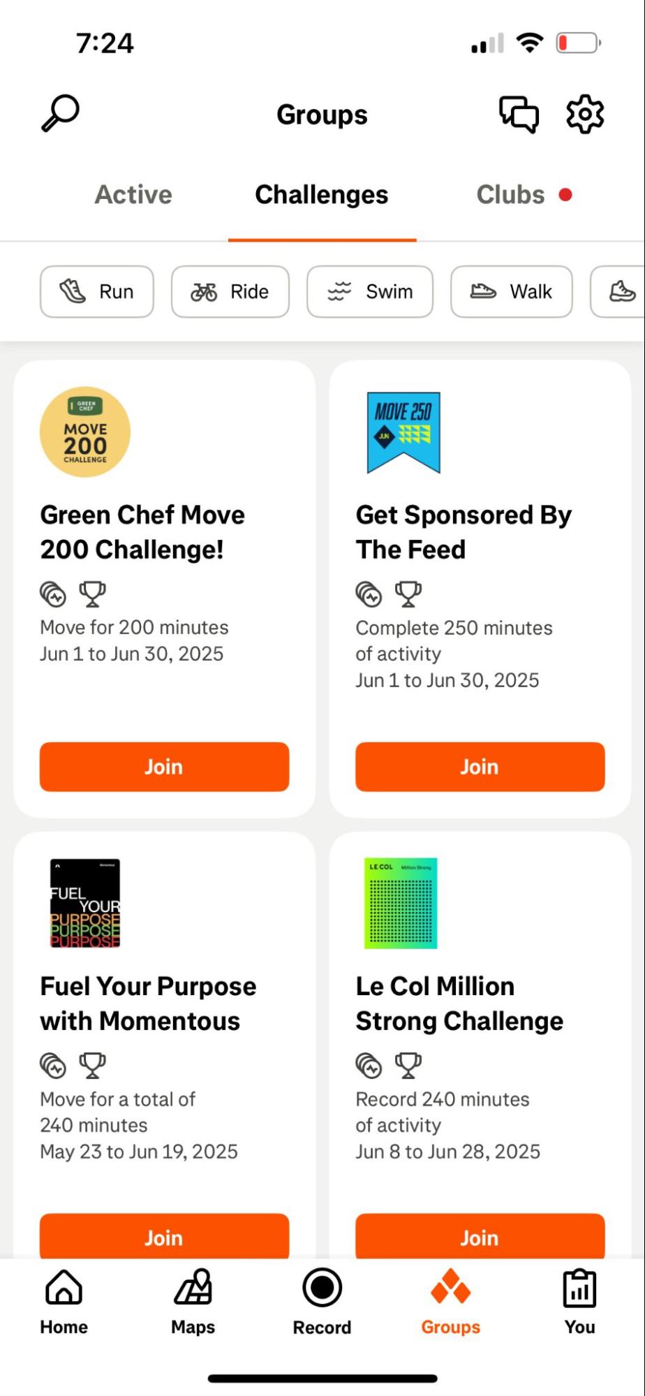 Strava app where users browse others' activities, give kudos, and join challenges